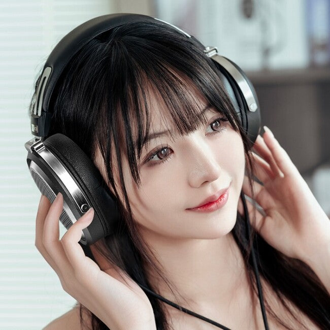 FiiO FT1 Pro – Over-Ear Open-Back Planar Headphones, Black
אוזניות קשת חוטיות פלנריות עוטפות אוזן, FiiO FT1 Pro גב פתוח, כולל תיק נשיאה יוקרתי, צבע שחור