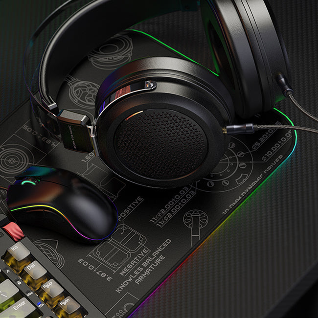 FiiO JT1 – HiFi Over-Ear Headphones, 50mm High-Performance Dynamic Driver, Inline Mic. Cable, Black
אוזניות קשת חוטיות איכותיות, עוטפות אוזן עם דרייבר דינמי 50 מ"מ וכבל עם מיקרופון מובנה מבית פיו, צבע שחור