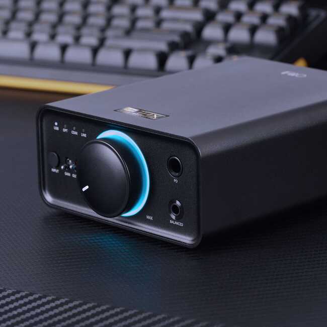 FiiO K7 - Audiophile High Power, Balanced - Desktop Headphone AMP/DAC מגבר שולחני לאוזניות כולל ממיר דיגיטלי (דאק) עם חיבור באלנס דגם קיי7 תוצרת פיו