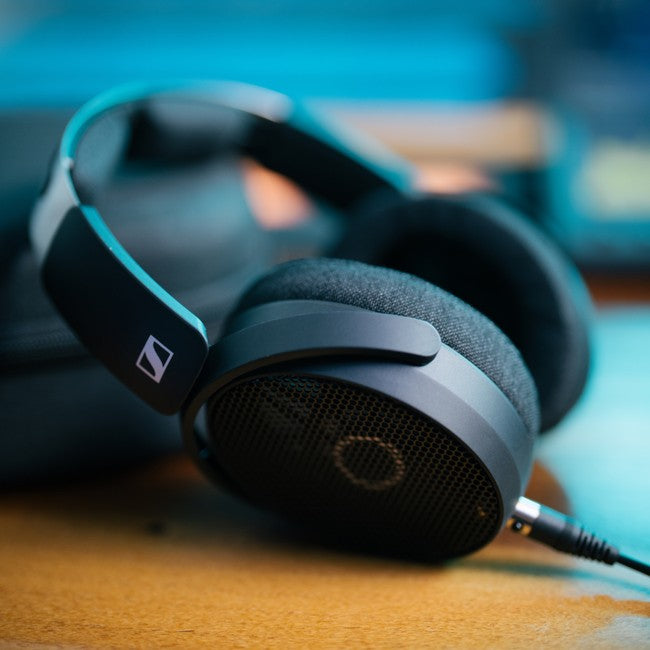 אוזניות סנהייזר HD490Pro, אוזניות מוניטור סטודיו מקצועיות, חוטיות גב פתוח עוטפות-אוזן, להפקה, למיקס ולהיי פיי
Sennheiser HD490 Pro, Over-Ear, Open-Back wired Professional Studio Monitor Headphones for Producing, Mixing and Hi Fi