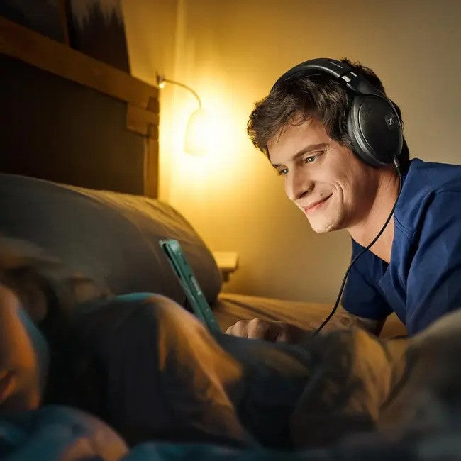 Sennheiser HD620S Over-Ear, Wired, Closed Back, Dynamic Audiophile Headphones
אוזניות סנהייזר אודיופיליות, HD620S אוזניות קשת חוטיות, גב סגור, דרייבר דינמי 42 מ"מ