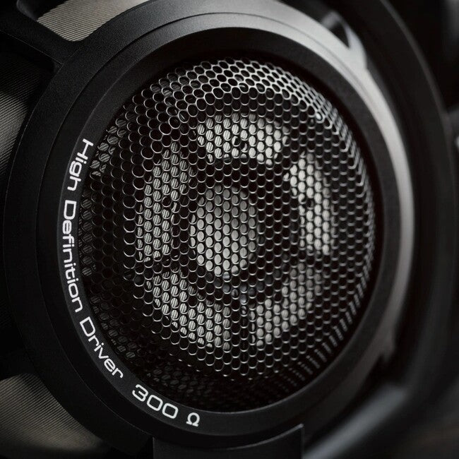 Headphonesסנהייזר HD 800 S אוזניות קשת חוטיות, מנגנון דינמי פתוח, אודיופיליות, מובילות בתחומן