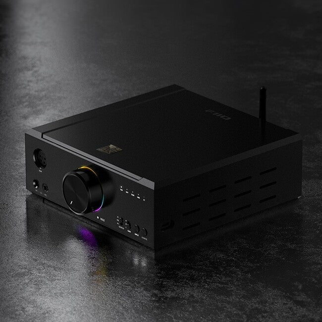 FiiO K9 AKM – High-End Desktop DAC and Headphone Amplifier + Hi-Res BT
מגבר אוזניות שולחני היי-אנד דגם K9 AKM מבית פיו, כולל דקודר ומקלט בלוטוס