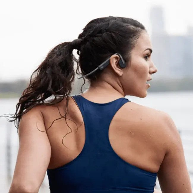 Shokz OpenMove wireless Bone Conduction Open-Ear Lifestyle & Sport Headphones, Grey
אוזניות אלחוטיות אופן-מוב בשיטת הולכת עצם ללא חדירה לאוזן, אוזניות בלוטוס לפנאי וספורט מבית שוקז, צבע אפור