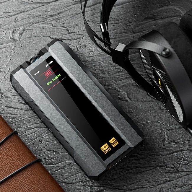 FiiO Q15 – Desktop/Portable Hi-End AKM, Bluetooth - DAC and Headphone Amplifier
מגבר אוזניות ודקודר שולחני/נייד יוקרתי, כולל בלוטוס - FiiO Q15