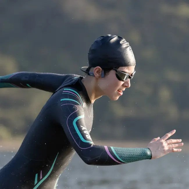 Shokz OpenSwim Pro, Bone Conduction Open-Ear, Bluetooth+MP3, Swimming&Sport Headphones, Grey אוזניות שחייה ואוזניות ספורט בשיטת הולכת עצם, אוזניות בלוטוס+MP3 מבית שוקז , צבע אפור