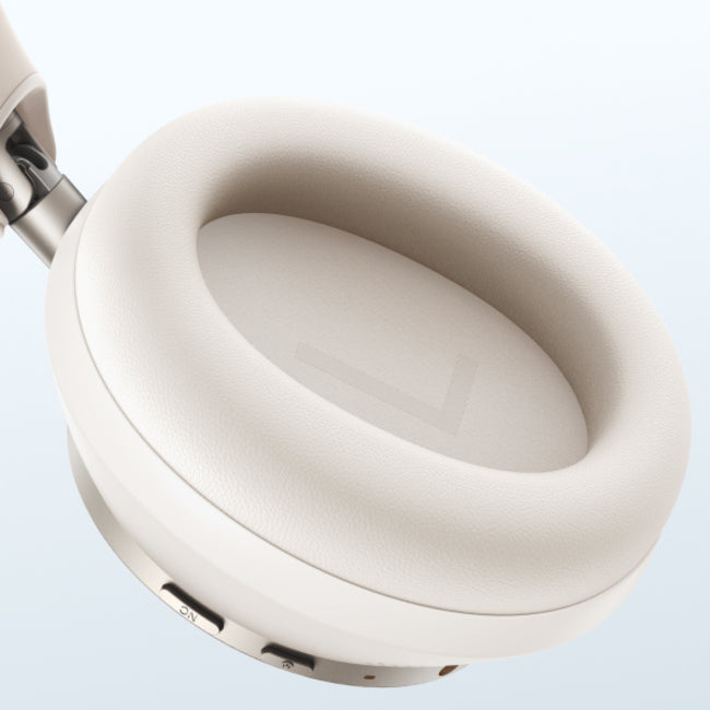 Anker Soundcore Space One Pro, Foldable Over-Ear, ANC, BT Headphones, white
אוזניות קשת יוקרתיות, אוזניות אלחוטיות מתקפלות עם השתקת רעשים אקטיבית, דגם ספייס וואן פרו מבית אנקר סאונדקור, צבע לבן