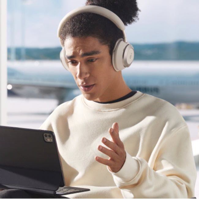 Anker Soundcore Space One Pro, Foldable Over-Ear, ANC, BT Headphones, white
אוזניות קשת יוקרתיות, אוזניות אלחוטיות מתקפלות עם השתקת רעשים אקטיבית, דגם ספייס וואן פרו מבית אנקר סאונדקור, צבע לבן