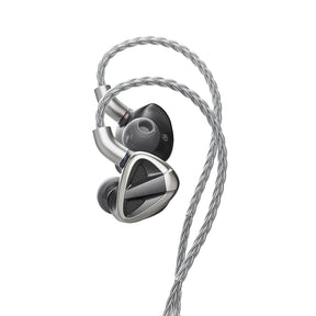 FiiO FH19 Hybrid In-Ear Monitor - IEM -2 Dynamic 6 BA – 8 Drivers, Semi-Open Earphone, Titanium midframe Aluminum shell
אוזניות מוניטור אינאיר מקצועיות חוטיות, היברידיות FiiO FH19 – 2 דרייברים דינמיים ושישה דרייברי BA במבנה פתוח חלקית

