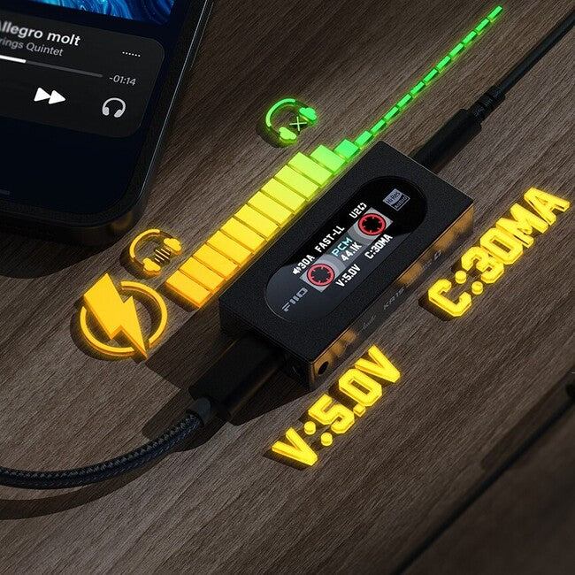 FiiO KA15 – Portable USB Dongle, DAC and Headphone Amplifier, Black
מגבר אוזניות בעיצוב רטרו, דונגל נייד, כולל ממיר דיגיטל לאנלוג (דאק) – קיי.איי.15 מבית פיו, צבע שחור
