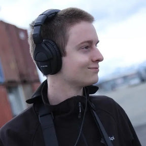 Sennheiser HD280 Pro, Professional, Over-Ear, Closed Back, Dynamic Headphones
אוזניות סנהייזר מקצועיות HD280Pro, אוזניות חוטיות, דינמיות, עוטפות אוזן גב סגור
