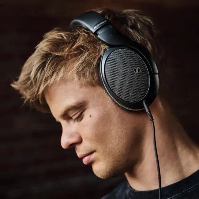 Sennheiser HD550 – Audiophile Dynamic Open-Back Wired On-Ear Headphones
אוזניות קשת חוטיות אודיופיליות עוטפות אוזן, אוזניות סנהייזר HD550 דינמיות, גב פתוח
