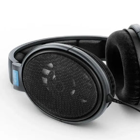 Sennheiser HD600 High-Definition Open-Back, wired Audiophile Over-Ear Dynamic Headphones
אוזניות סנהייזר HD600 - אוזניה חוטית, קשת מעל האוזן, אוזניית אודיופיל רמקול דינמי גב פתוח, צבע שחור
