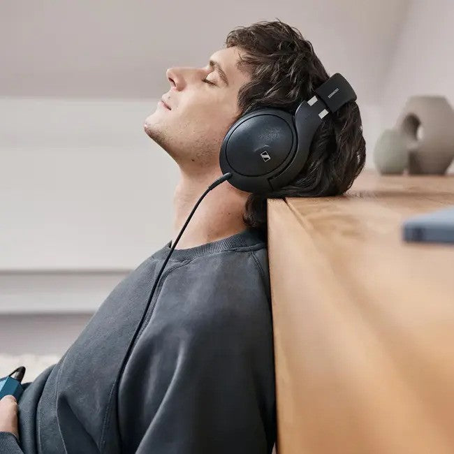 Sennheiser HD620S Over-Ear, Wired, Closed Back, Dynamic Audiophile Headphones
אוזניות סנהייזר אודיופיליות, HD620S אוזניות קשת חוטיות, גב סגור, דרייבר דינמי 42 מ"מ 
