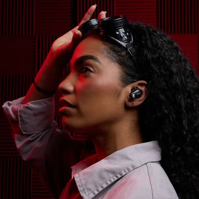 Skullcandy Method® 360 ANC - Active Noise Canceling TWS Earbuds with Sound by Bose, Black
אוזניות אלחוטיות בתוך האוזן, סקולקאנדי מתוד 360, אוזניות מבטלות רעש בשיתוף חברת בוס ביצירת הסאונד, צבע שחור 
